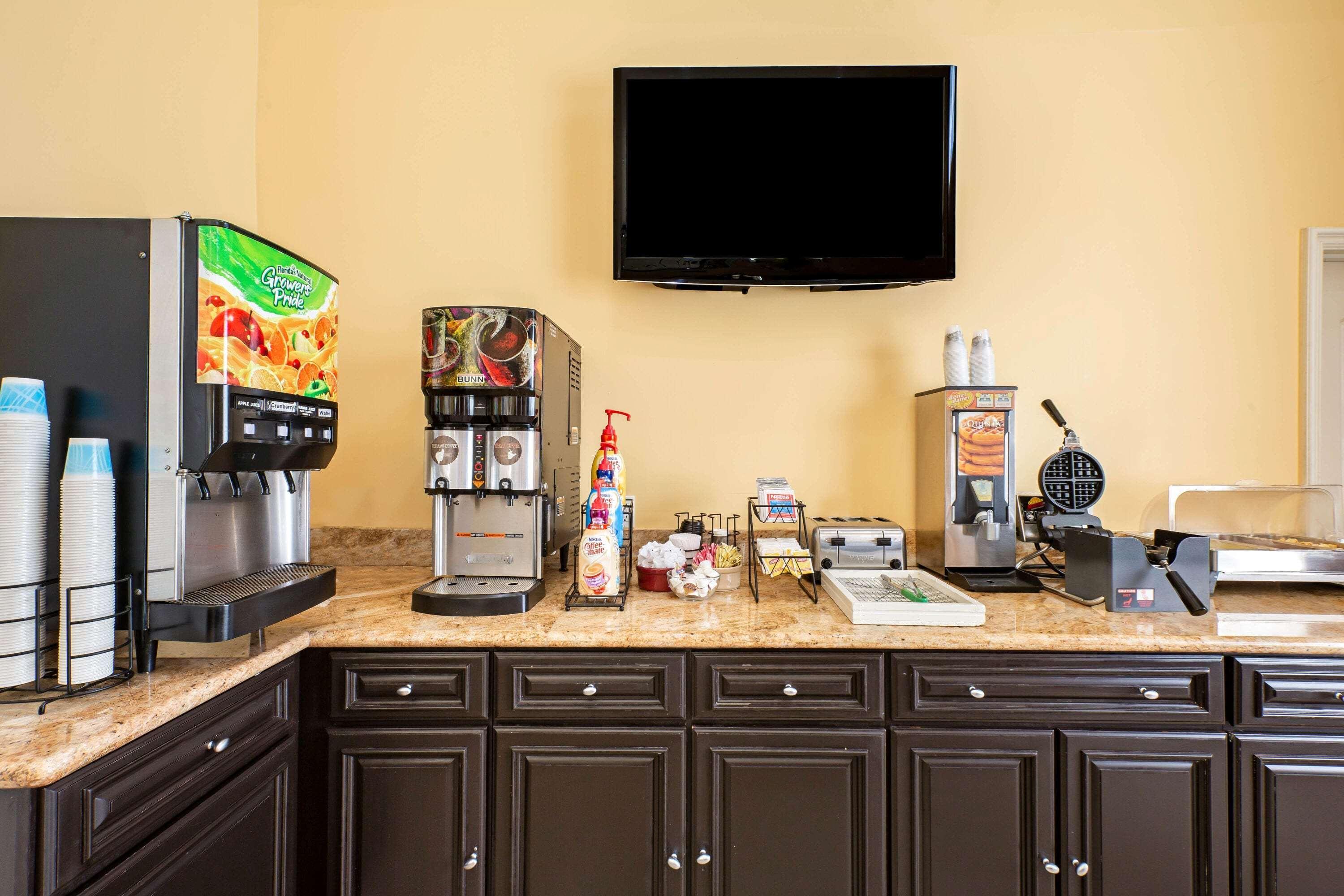 La Quinta By Wyndham Moreno Valley Exterior photo