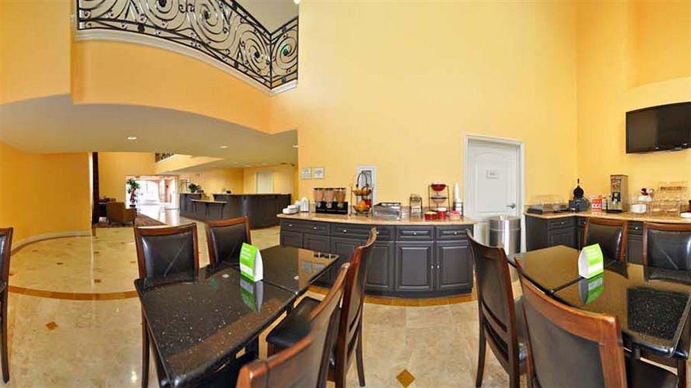 La Quinta By Wyndham Moreno Valley Exterior photo